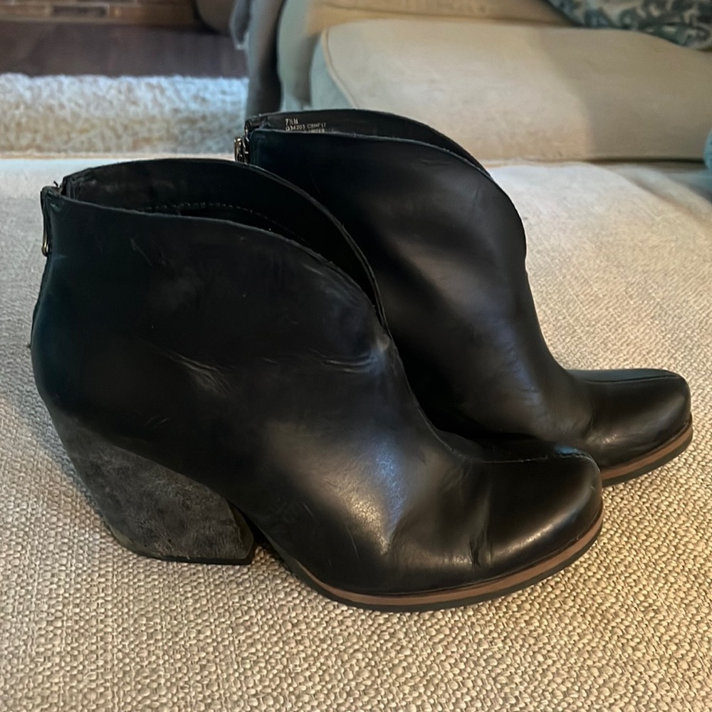KORKS wedge bootie. Size 7.5
